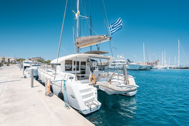 Lagoon 39 - 4 + 2 cab. Catallou
